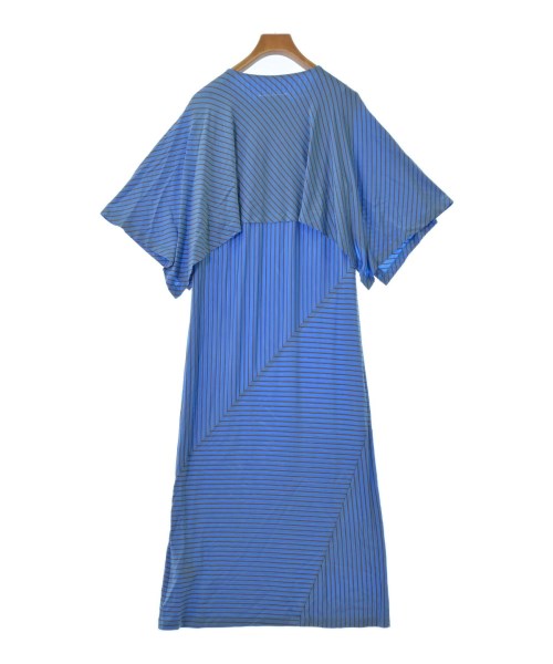 MM6 ชุดเดรส