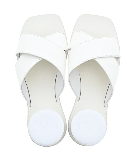 MM6 รองเท้าแตะ