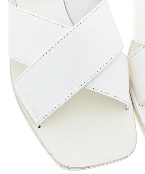 MM6 รองเท้าแตะ