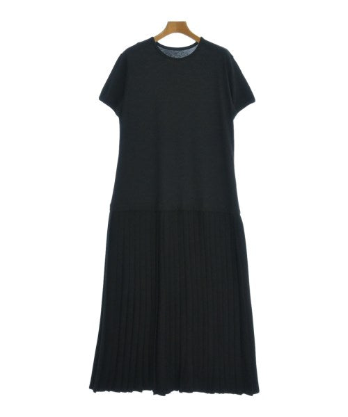 MM6 ชุดเดรส