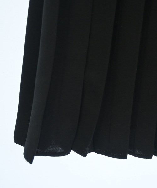 MM6 ชุดเดรส