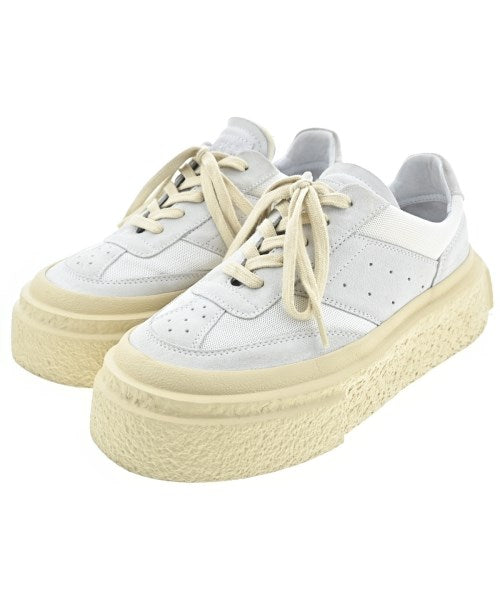 MM6 รองเท้าผ้าใบ