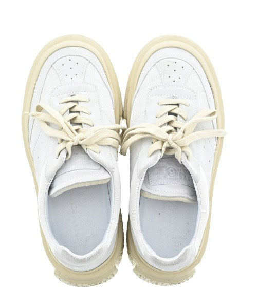 MM6 รองเท้าผ้าใบ