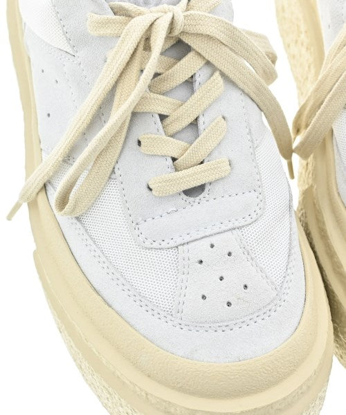 MM6 รองเท้าผ้าใบ