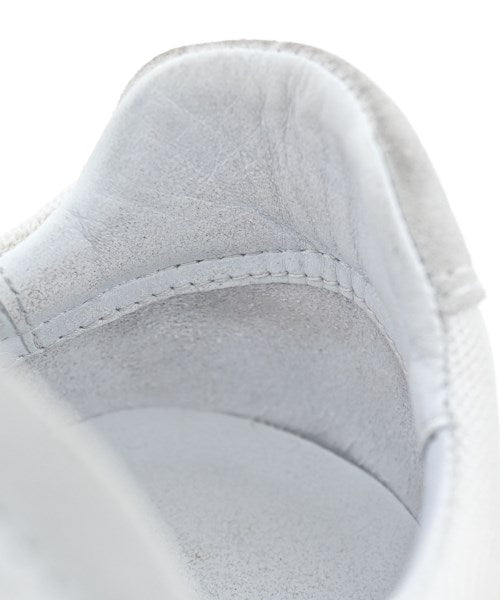 MM6 รองเท้าผ้าใบ