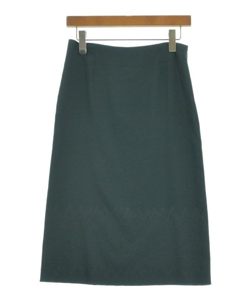 MM6 กระโปรงยาวถึงเข่า