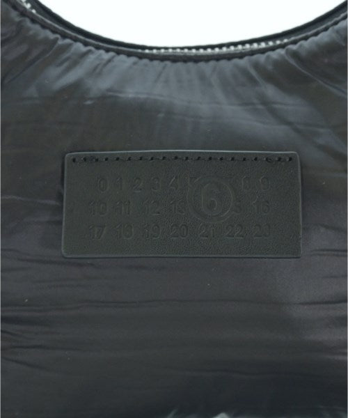 MM6 กระเป๋าสะพาย