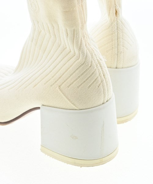 MM6 รองเท้าบูท