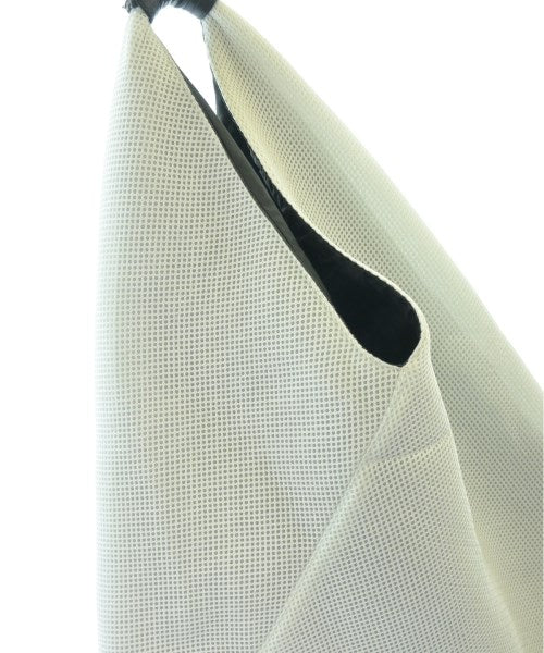 MM6 กระเป๋าถือขนาดใหญ่