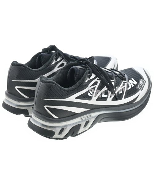 MM6 รองเท้าผ้าใบ