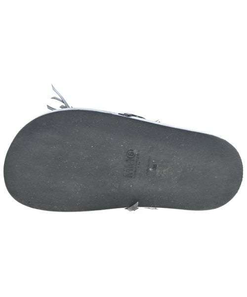 MM6 รองเท้าแตะ