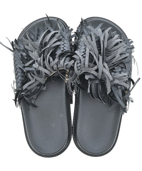 MM6 รองเท้าแตะ