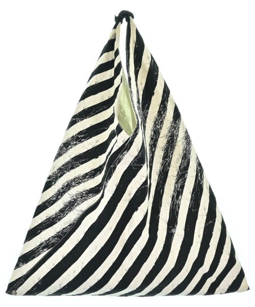 MM6 กระเป๋าถือขนาดใหญ่