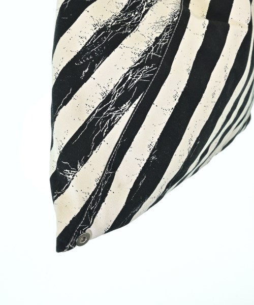 MM6 กระเป๋าถือขนาดใหญ่