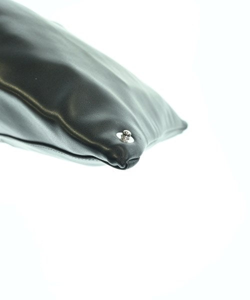 MM6 กระเป๋าสะพาย