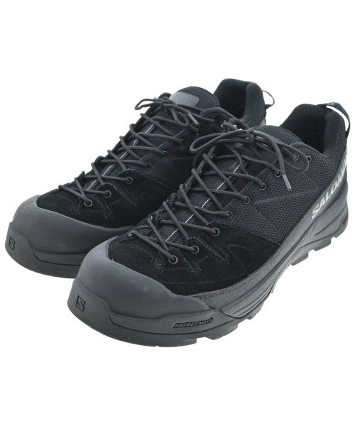 MM6 รองเท้าผ้าใบ