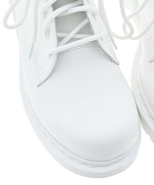 MM6 รองเท้าบูท