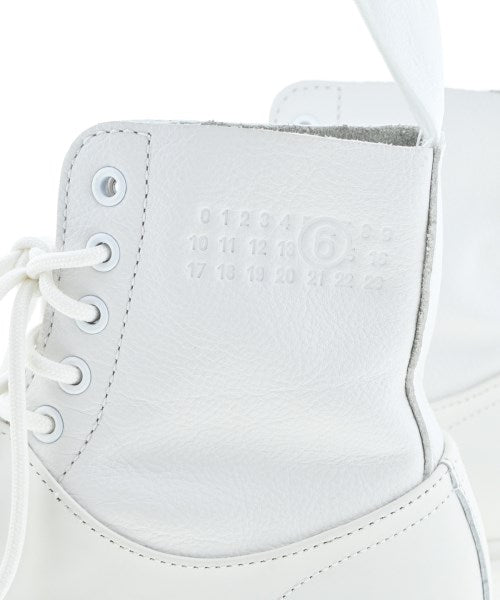 MM6 รองเท้าบูท