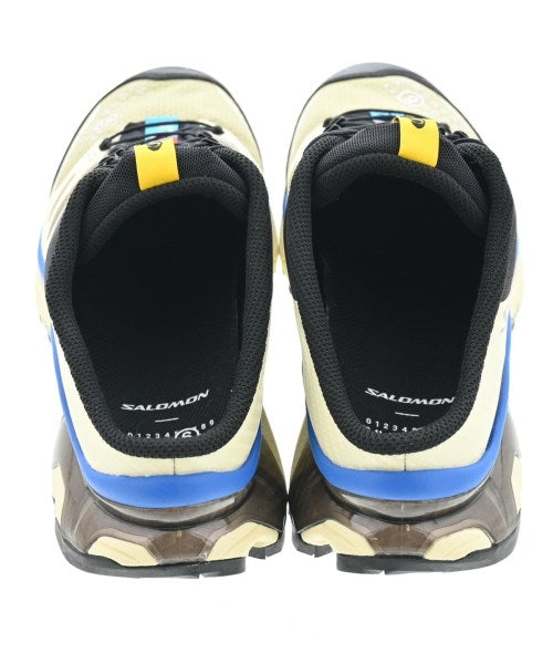 MM6 รองเท้าผ้าใบ