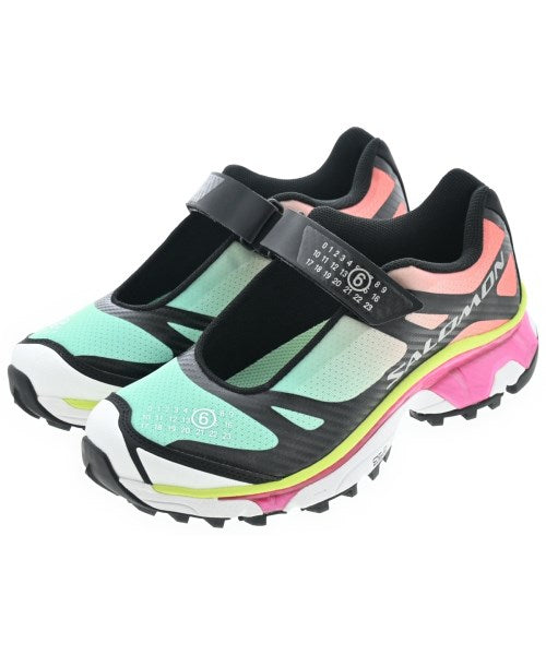 MM6 รองเท้าผ้าใบ