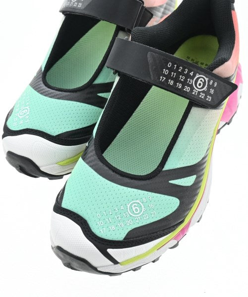 MM6 รองเท้าผ้าใบ