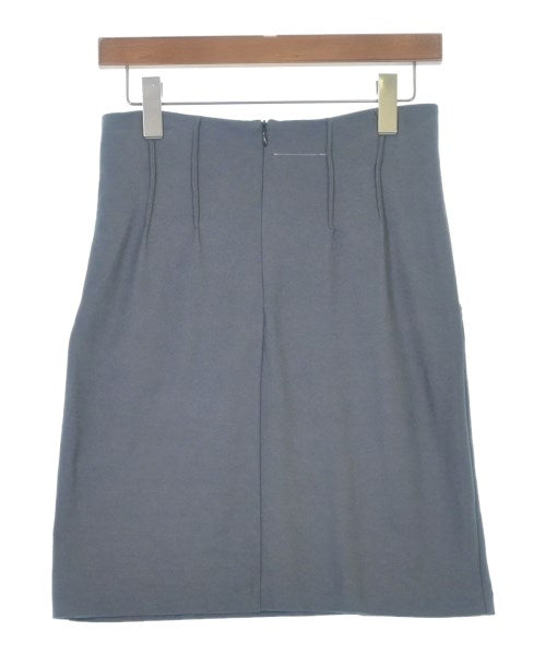 MM6 กระโปรงยาวถึงเข่า