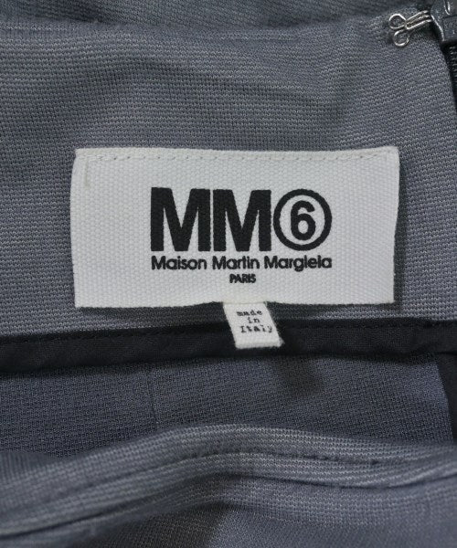 MM6 กระโปรงยาวถึงเข่า