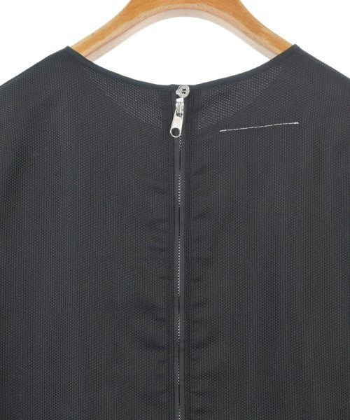 MM6 ชุดเดรส