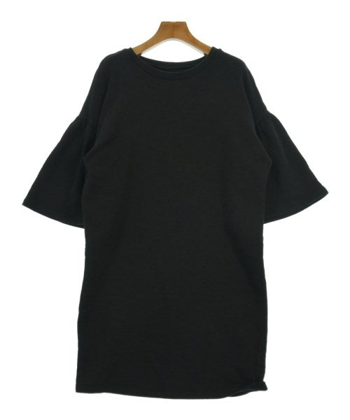 MM6 ชุดเดรส