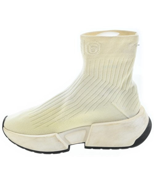 MM6 รองเท้าผ้าใบ