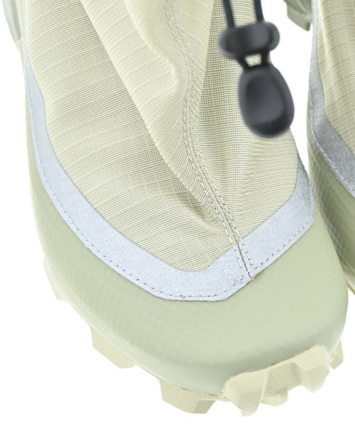 MM6 รองเท้าผ้าใบ