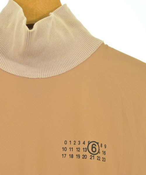 MM6 เสื้อยืด/เสื้อท็อปส์