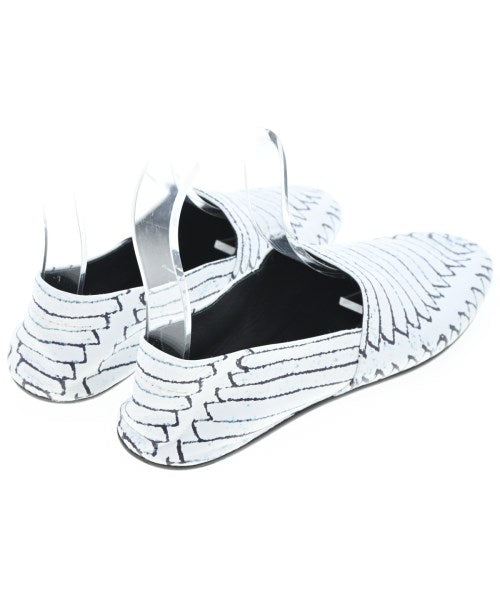 MM6 รองเท้า อื่น