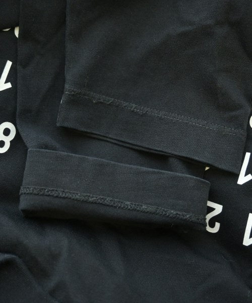 MM6 เสื้อยืด/เสื้อท็อปส์
