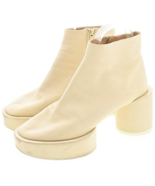 MM6 รองเท้าบูท