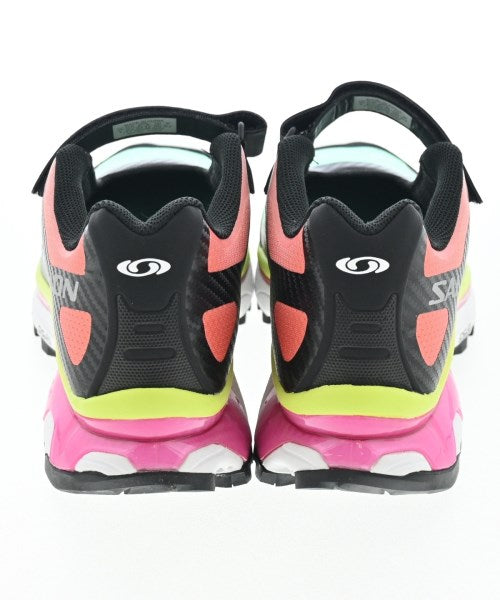 MM6 รองเท้าผ้าใบ