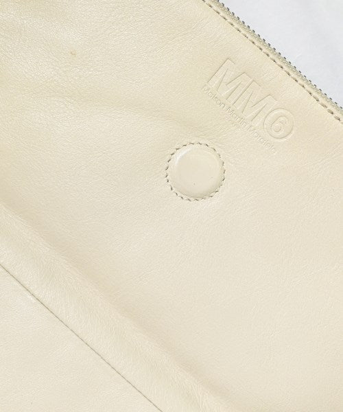 MM6 คลัตช์