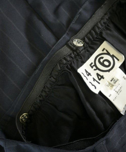 MM6 กระโปรงยาวถึงเข่า