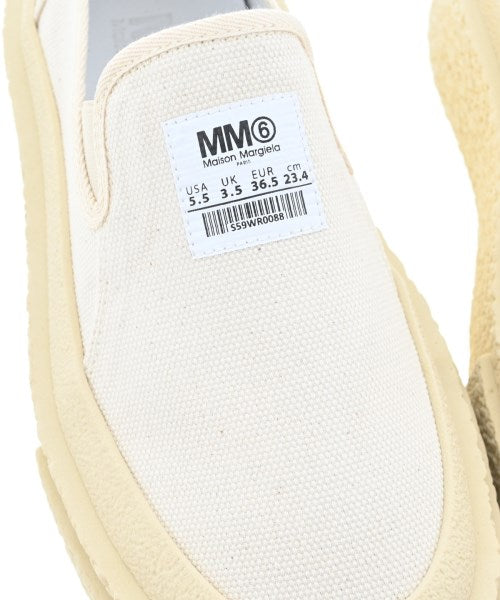 MM6 รองเท้าผ้าใบ