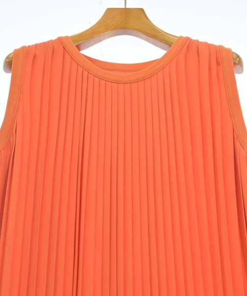 MM6 ชุดเดรส