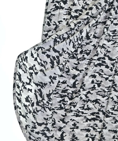 MM6 ชุดเดรส