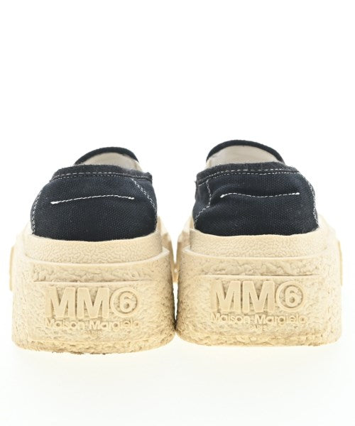 MM6 รองเท้าผ้าใบ