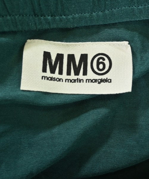 MM6 กระโปรงสั้น