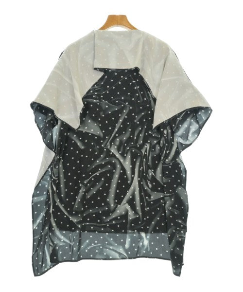 MM6 เสื้อยืด/เสื้อท็อปส์