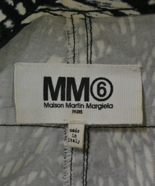 MM6 กระโปรงสั้น