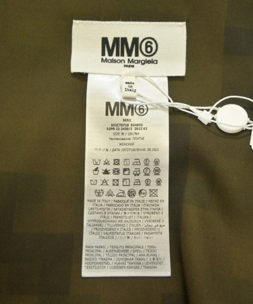 MM6 ชุดเดรส