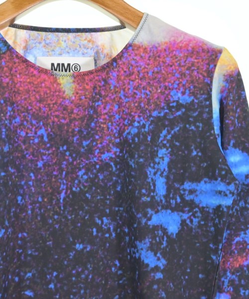 MM6 เสื้อยืด/เสื้อท็อปส์