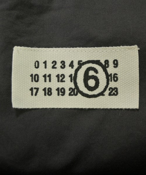 MM6 กระโปรงยาวถึงเข่า