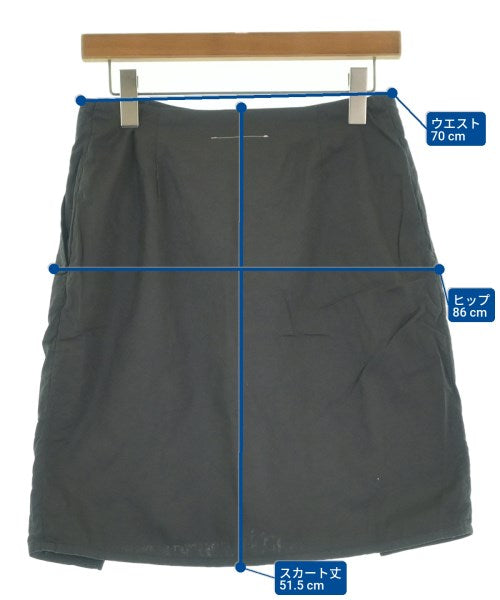 MM6 กระโปรงยาวถึงเข่า