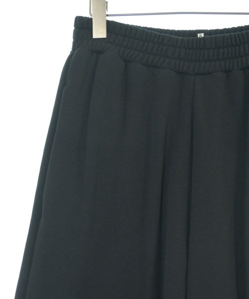 MM6 กางเกงวอร์ม